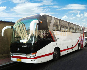 大巴车2