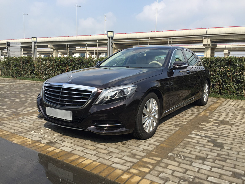 奔驰400 1_副本.jpg